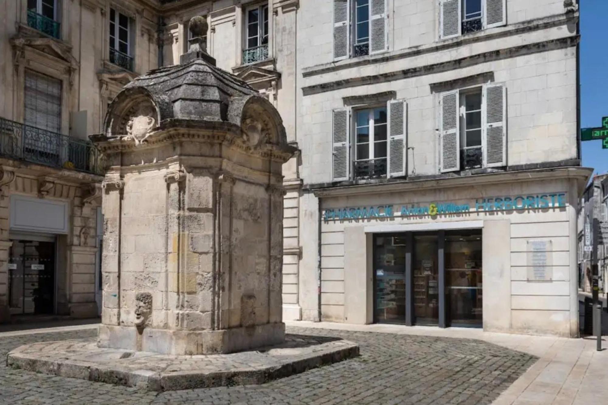 Les Apparts De Charly Duplex Cosy Au Marche Hyper Centre La Rochelle Tout A Pied Екстериор снимка